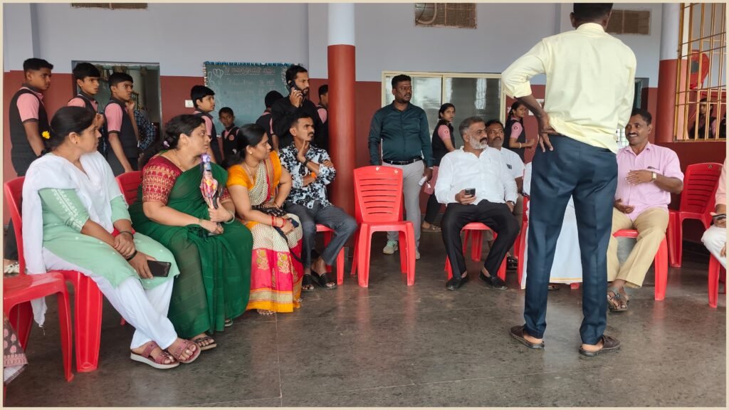 SSLC ಅಂಕಪಟ್ಟಿಯಲ್ಲಿ ಶಾಲೆಯ ಹೆಸರು ಗೊಂದಲ – ರಾಮಕೃಷ್ಣ ವಿದ್ಯಾಲಯದಲ್ಲಿ ಪೋಷಕರ ದಿಢೀರ್ ಪ್ರತಿಭಟನೆ