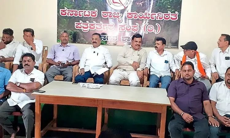 n69069267717641749504705d0370d0a69d4f3603d1047f9018cea1b455454bfbbf955ffe16ab4c39b306ba